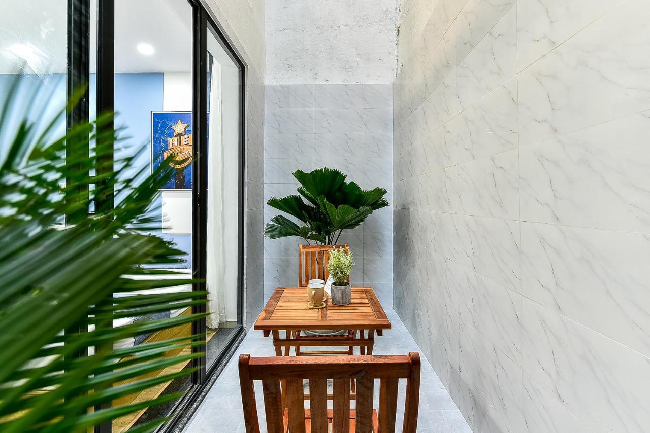 Cozrum Homes Ambera House Ho-Chi-Minh-Stadt Exterior foto